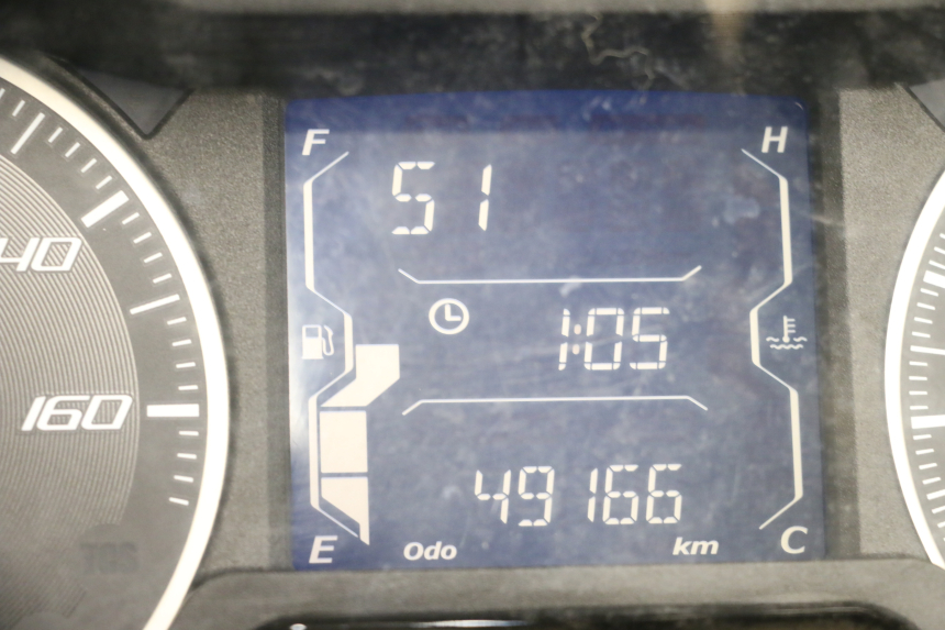 photo de CONTACHILOMETRI YAMAHA XMAX X-MAX ABS 125 (2017 - 2020) - Altra angolazione