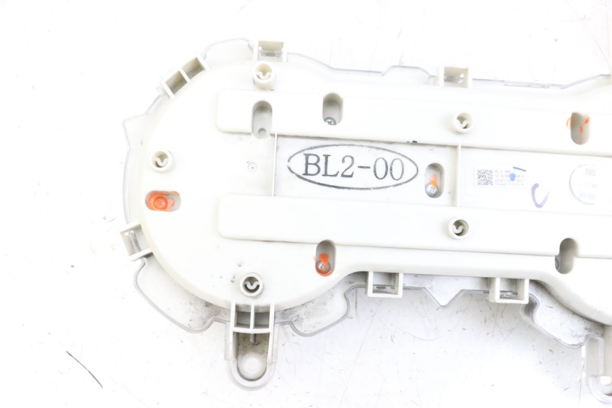 photo de CONTACHILOMETRI YAMAHA XMAX X-MAX ABS 125 (2017 - 2020) - Primo piano tecnico