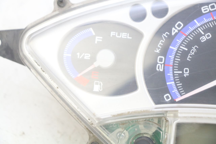 photo de CONTACHILOMETRI YAMAHA XMAX X-MAX 125 (2006 - 2009) - Caratteristiche distintive