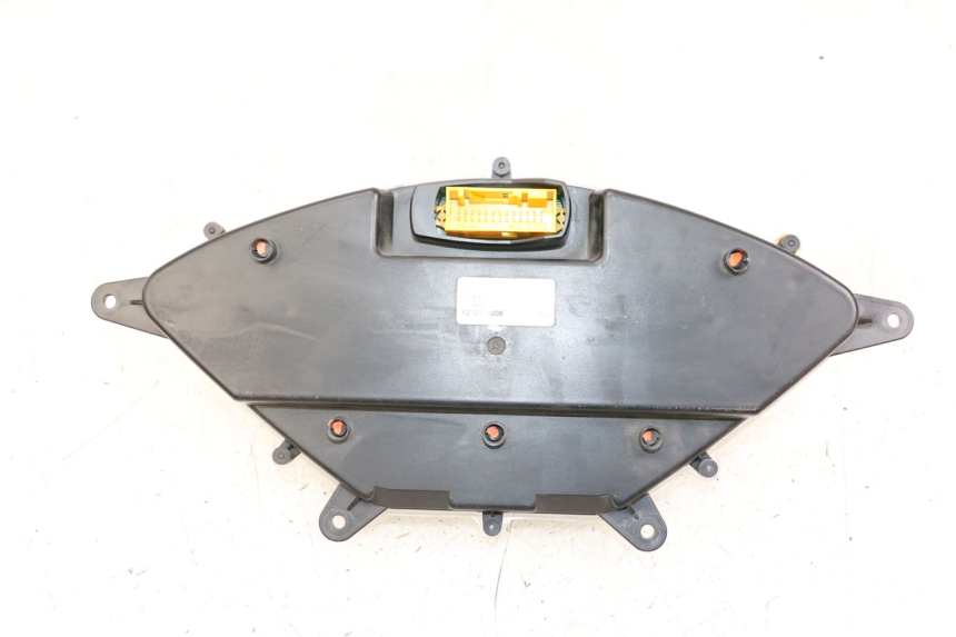 photo de CONTACHILOMETRI YAMAHA XMAX X-MAX 125 (2006 - 2009) - Primo piano tecnico