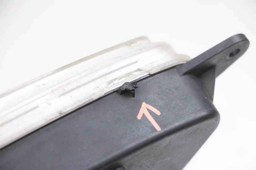 photo de CONTACHILOMETRI YAMAHA XMAX X-MAX 125 (2006 - 2009) - Dettagli dei punti di fissaggio