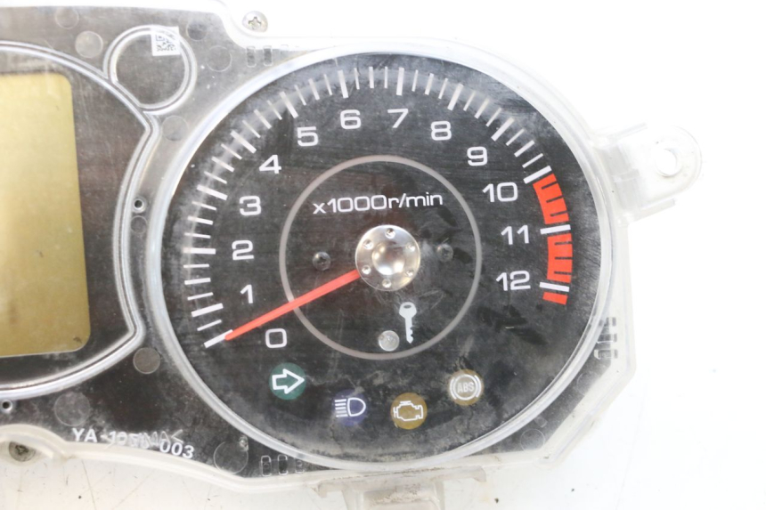 photo de CONTACHILOMETRI YAMAHA X-MAX XMAX 125 (2010 - 2013) - Altra angolazione