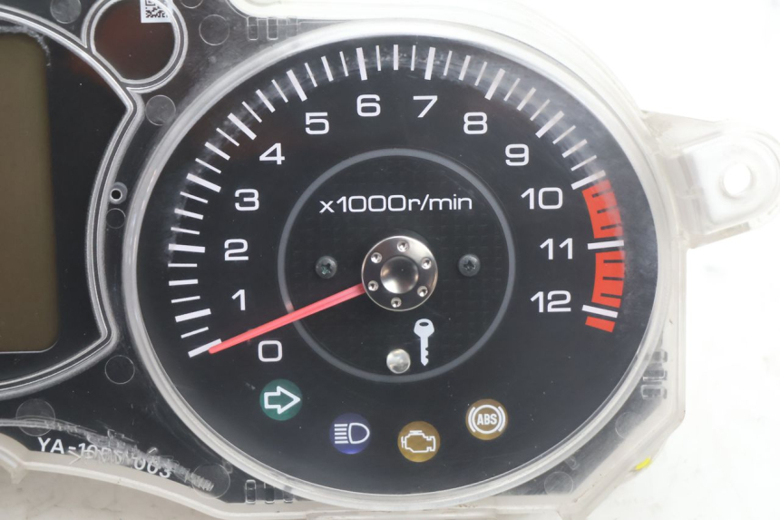 photo de CONTACHILOMETRI YAMAHA X-MAX XMAX 125 (2010 - 2013) - Altra angolazione