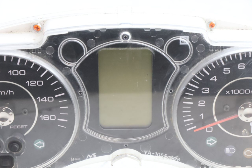 photo de CONTACHILOMETRI YAMAHA X-MAX XMAX 125 (2010 - 2013) - Zoom sullo stato d'uso