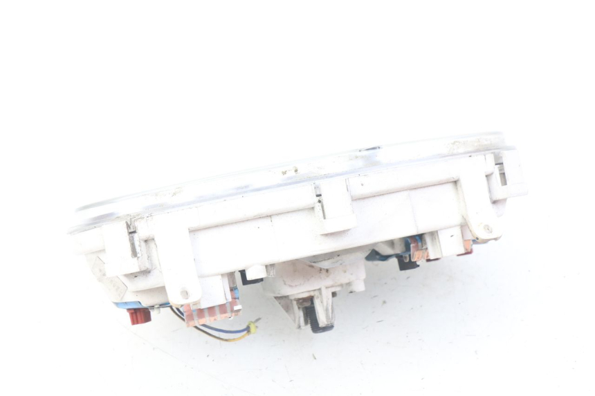 photo de CONTATORE PIAGGIO X7 125 (2007 - 2013) - Stato della superficie e materiale