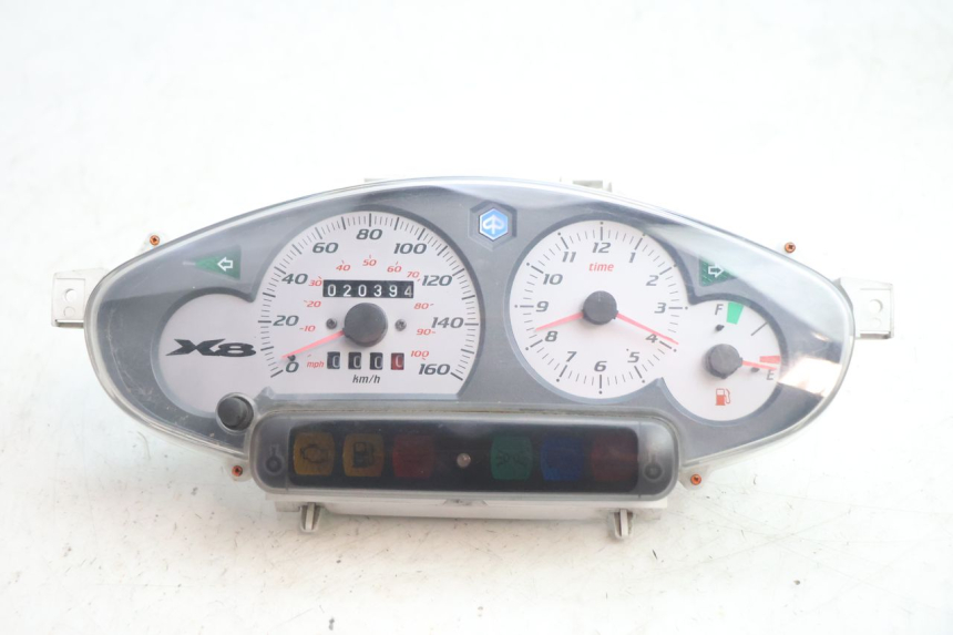 photo de CONTACHILOMETRI PIAGGIO X8 STREET 125 (2006 - 2007) - Vista principale