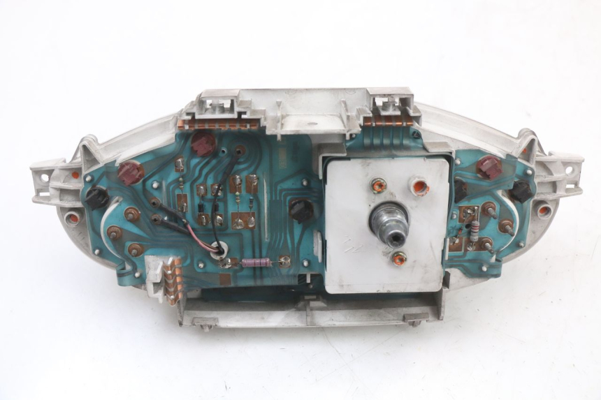 photo de CONTATORE PIAGGIO X8 125 (2004 - 2007) - Stato della superficie e materiale