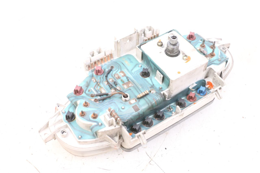 photo de CONTATORE PIAGGIO X8 125 (2004 - 2007) - Dettagli dei punti di fissaggio