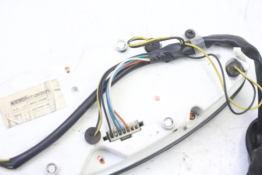 photo de CONTACHILOMETRI PIAGGIO X9 EVOLUTION 125 (2003 - 2007) - Caratteristiche distintive