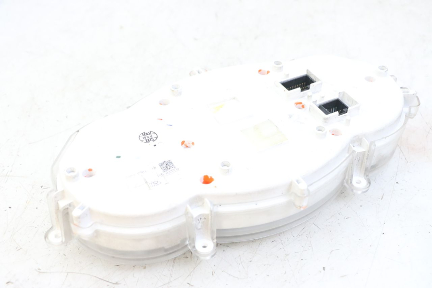 photo de CONTATORE PIAGGIO XEVO - X EVO 125 (2007 - 2017) - Dettagli dei punti di fissaggio