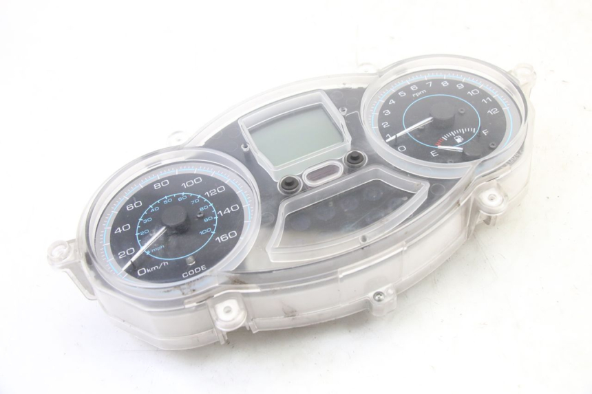 photo de CONTATORE PIAGGIO XEVO - X EVO 125 (2007 - 2017) - Dettagli dei punti di fissaggio