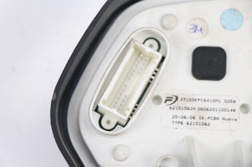 photo de CONTACHILOMETRI HONDA XLV VARADERO 125 (2000 - 2006) - Vista d'insieme del prodotto