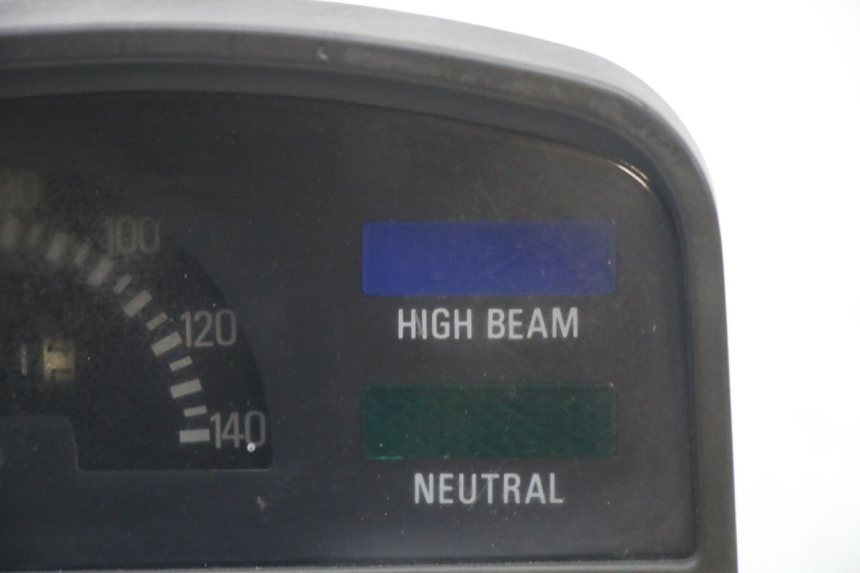 photo de CONTATORE YAMAHA SR 125 (1982 - 2003) - Zoom sullo stato d'uso