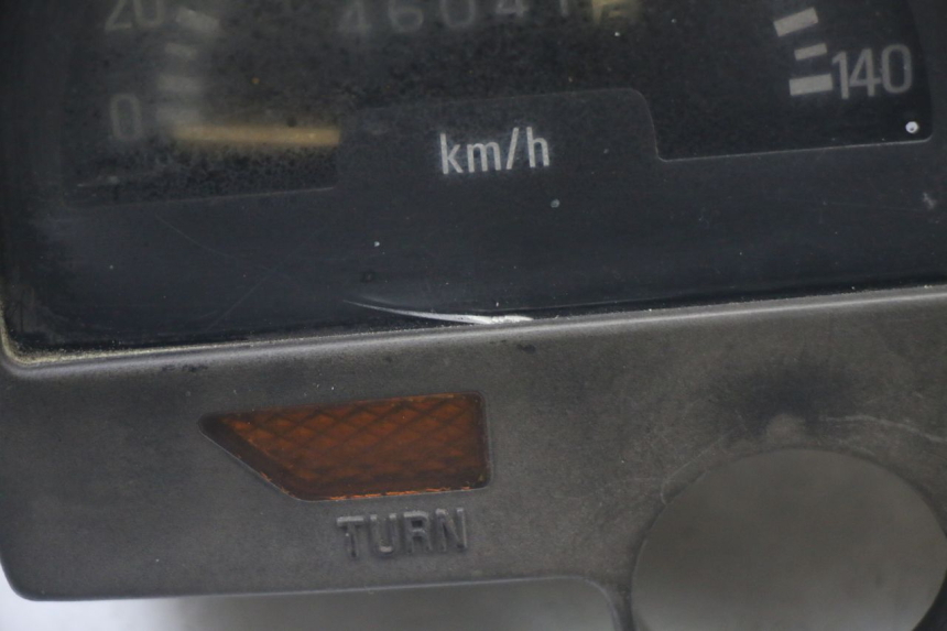 photo de CONTATORE YAMAHA SR 125 (1982 - 2003) - Primo piano tecnico