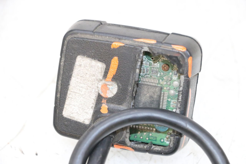 photo de CONTACHILOMETRI YAMAHA YFM R RAPTOR 250 (2008 - 2014) - Primo piano tecnico