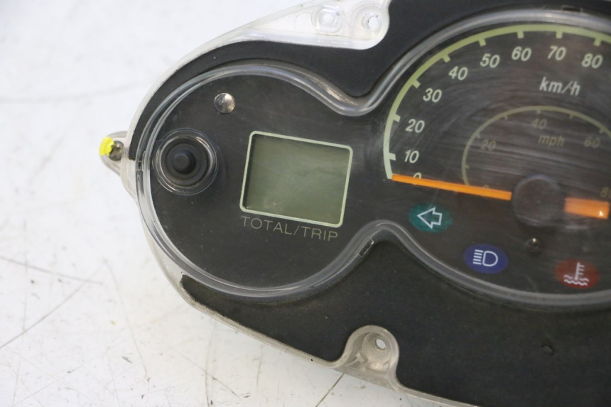 photo de CONTACHILOMETRI YAMAHA YP MAJESTY 125 (2002 - 2006) - Dettaglio del componente