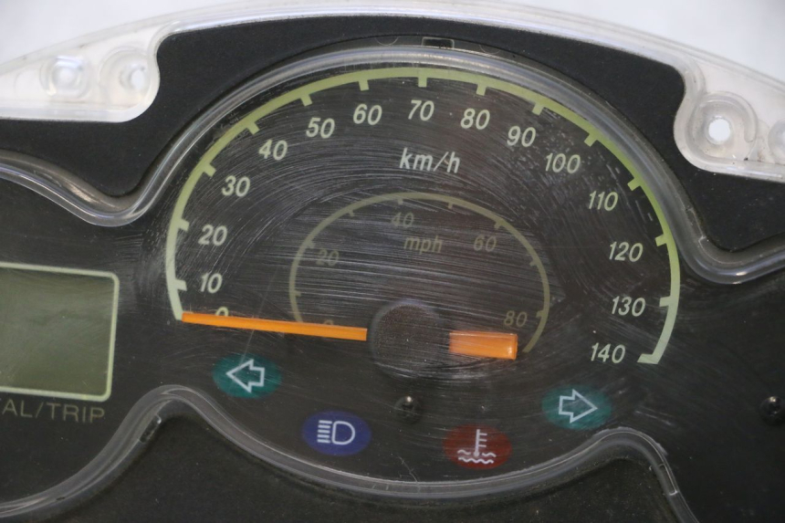 photo de CONTACHILOMETRI YAMAHA YP MAJESTY 125 (2002 - 2006) - Zoom sullo stato d'uso