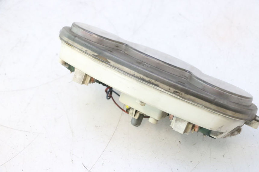 photo de CONTACHILOMETRI YAMAHA YP MAJESTY 125 (1998 - 2001) - Marcature e riferimenti originali