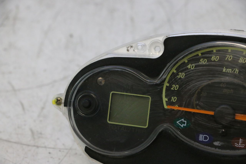photo de CONTACHILOMETRI YAMAHA YP MAJESTY 125 (2002 - 2006) - Marcature e riferimenti originali
