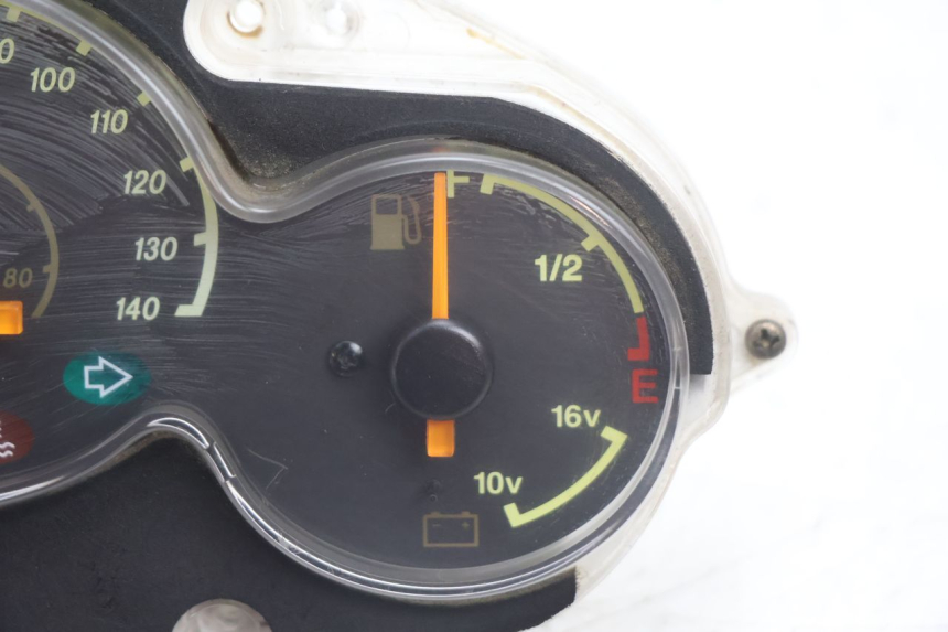 photo de CONTACHILOMETRI YAMAHA YP MAJESTY 125 (2002 - 2006) - Altra angolazione