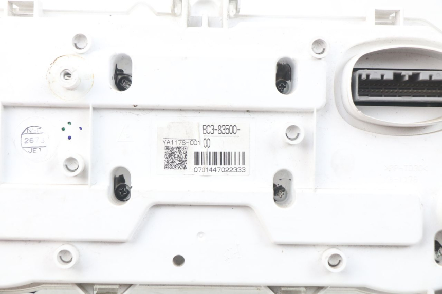 photo de CONTACHILOMETRI YAMAHA YP T-MAX TMAX 530 (2017 - 2020) - Altra angolazione