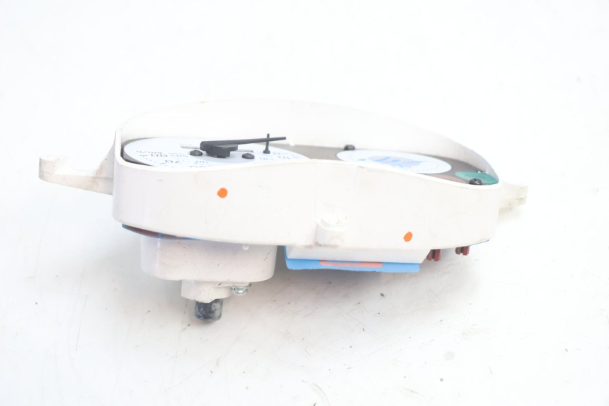 photo de CONTACHILOMETRI PIAGGIO ZIP 2T 50 (2009 - 2019) - Primo piano tecnico
