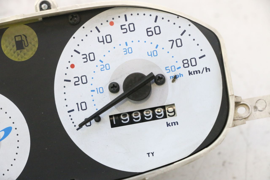 photo de CONTACHILOMETRI PIAGGIO ZIP 2T 50 (2009 - 2019) - Dettaglio del componente