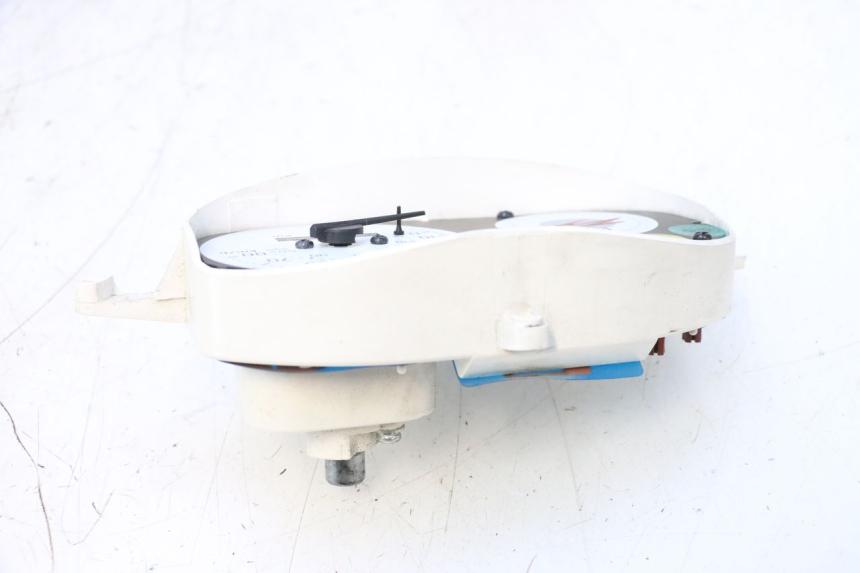 photo de CONTACHILOMETRI PIAGGIO ZIP 4T 50 (2018 - 2020) - Altra angolazione