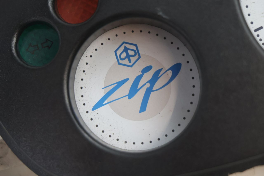 photo de CONTACHILOMETRI PIAGGIO ZIP 4T 50 (2006 - 2017) - Zoom sullo stato d'uso