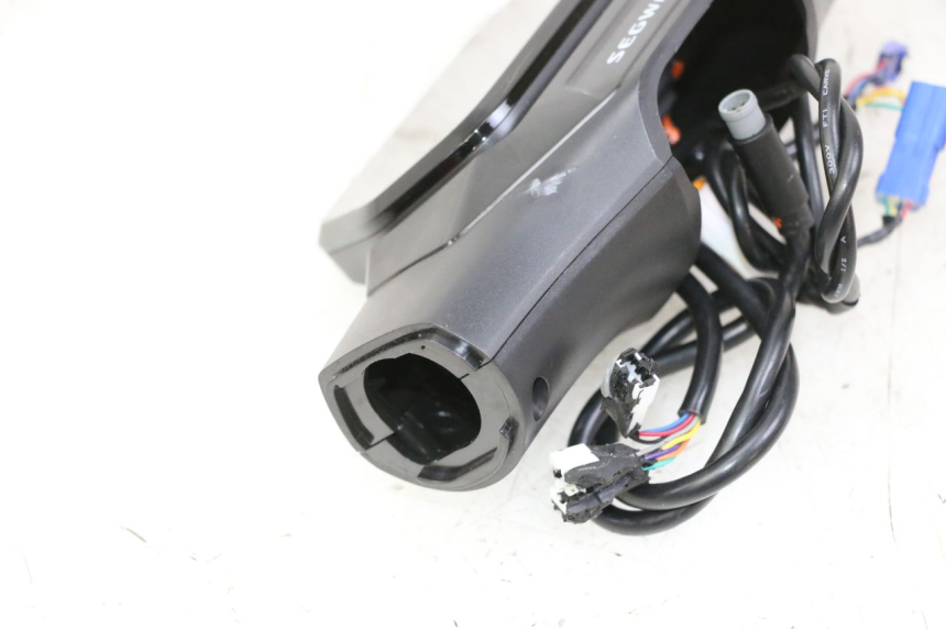 photo de CONTACHILOMETRI SEGWAY NINEBOT ZT3 PRO 1 - Zoom sullo stato d'uso