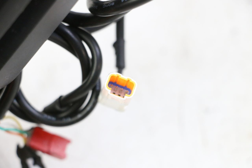 photo de CONTACHILOMETRI SEGWAY NINEBOT ZT3 PRO 1 - Dettagli dei punti di fissaggio