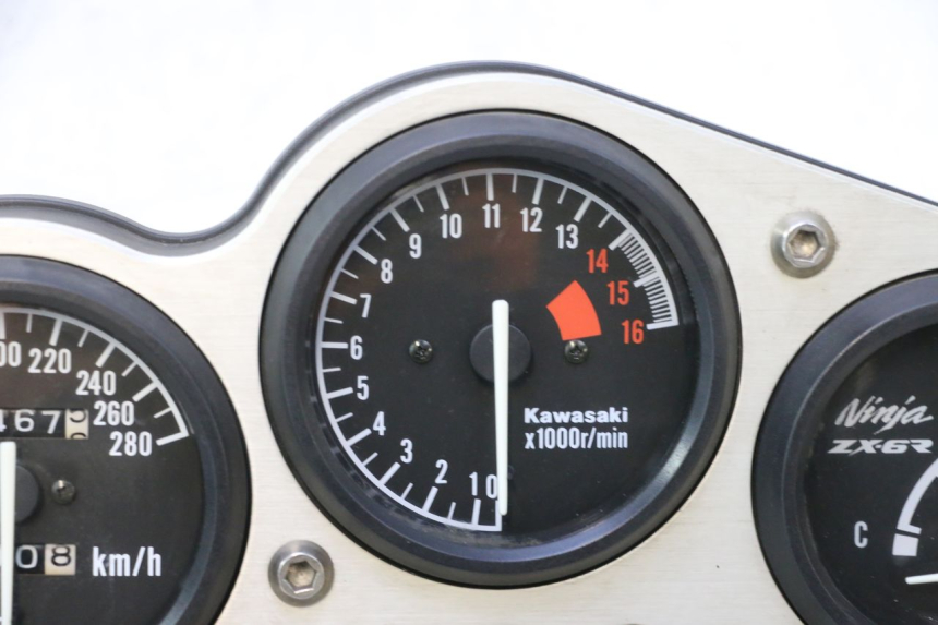photo de CONTACHILOMETRI KAWASAKI ZX-6R ZX6R 600 (1995 - 1997) - Altra vista dell'articolo