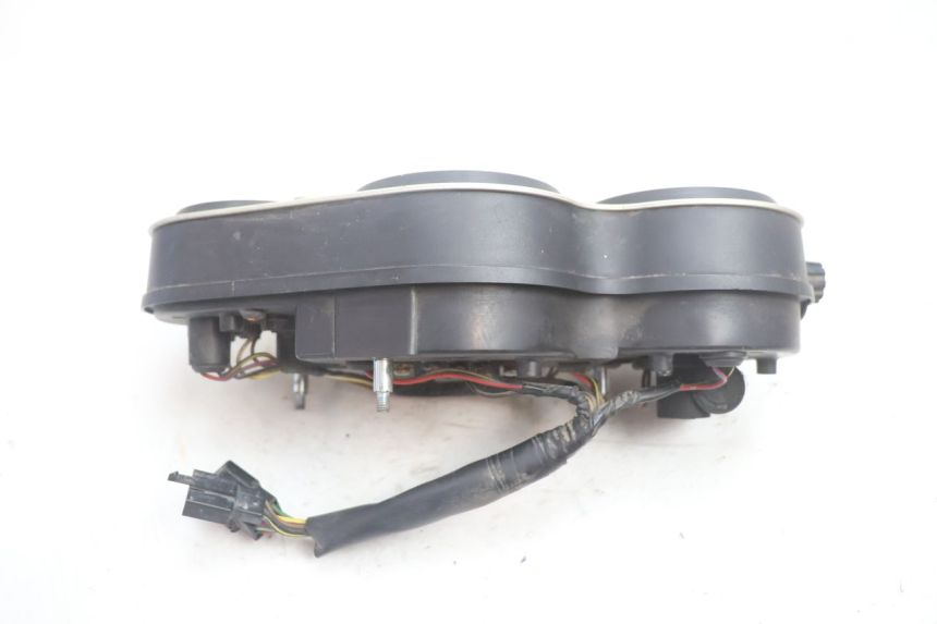 photo de CONTACHILOMETRI KAWASAKI ZX-6R ZX6R 600 (1995 - 1997) - Stato della superficie e materiale
