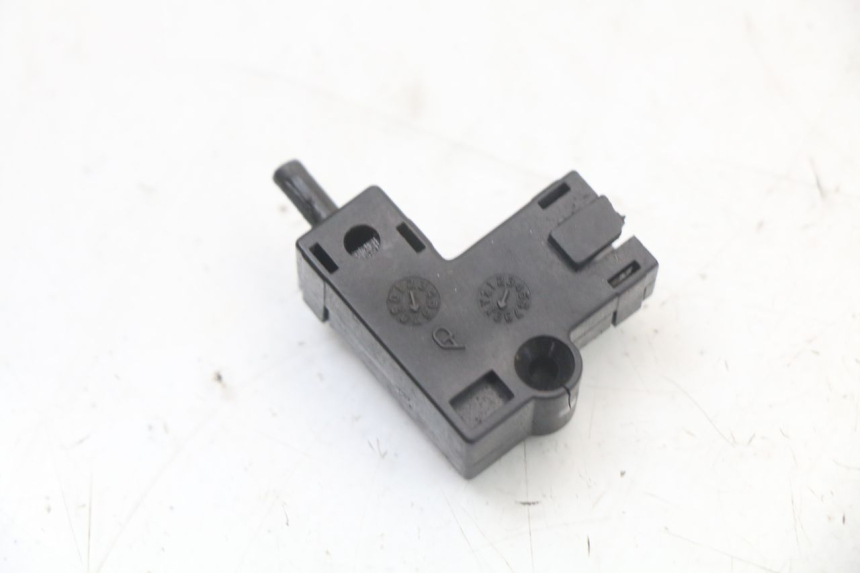 photo de INTERRUTTORE FRIZIONE YAMAHA XVS DRAG STAR DRAGSTAR 650 (1997 - 2007) - Vista principale