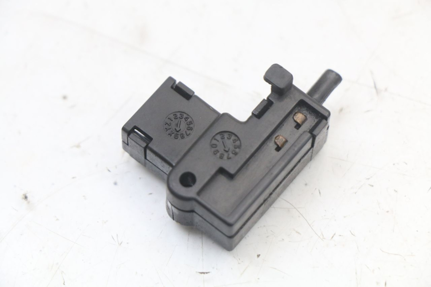 photo de INTERRUTTORE FRIZIONE YAMAHA XVS DRAG STAR DRAGSTAR 650 (1997 - 2007) - Zoom sullo stato d'uso