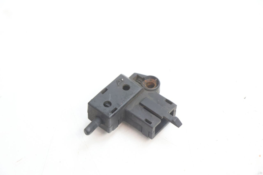 photo de INTERRUTTORE FRIZIONE YAMAHA YZF R GENESIS 750 (1993 - 1998) - Vista principale