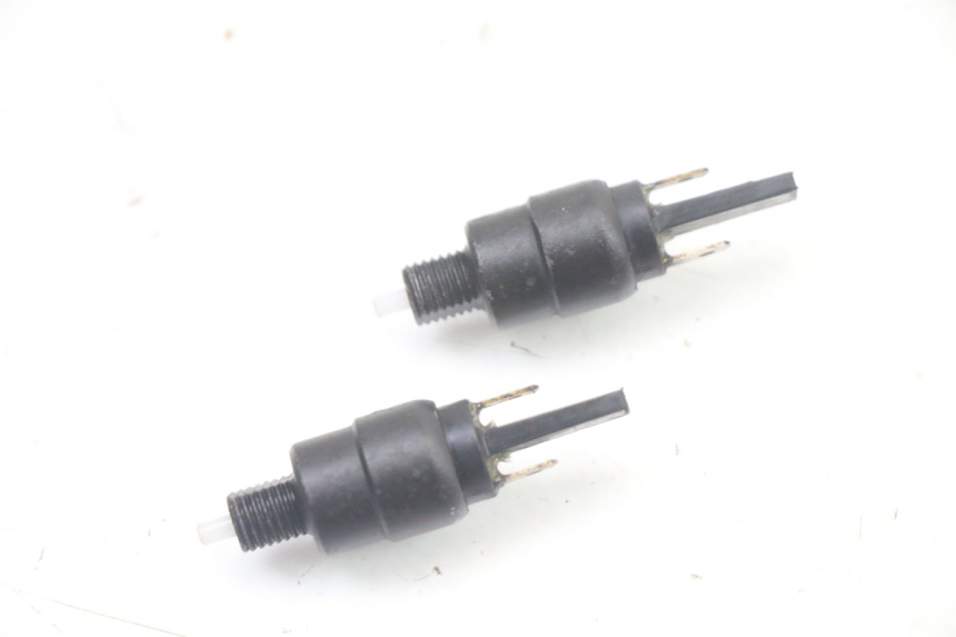 photo de INTERRUTTORE STOP APRILIA ATLANTIC 125 (2003 - 2009) - Vista principale