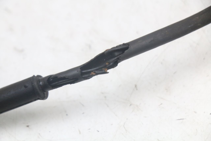 photo de INTERRUTTORE STOP POSTERIORE QUADRO 3D S 350 (2013 - 2018) - Primo piano tecnico