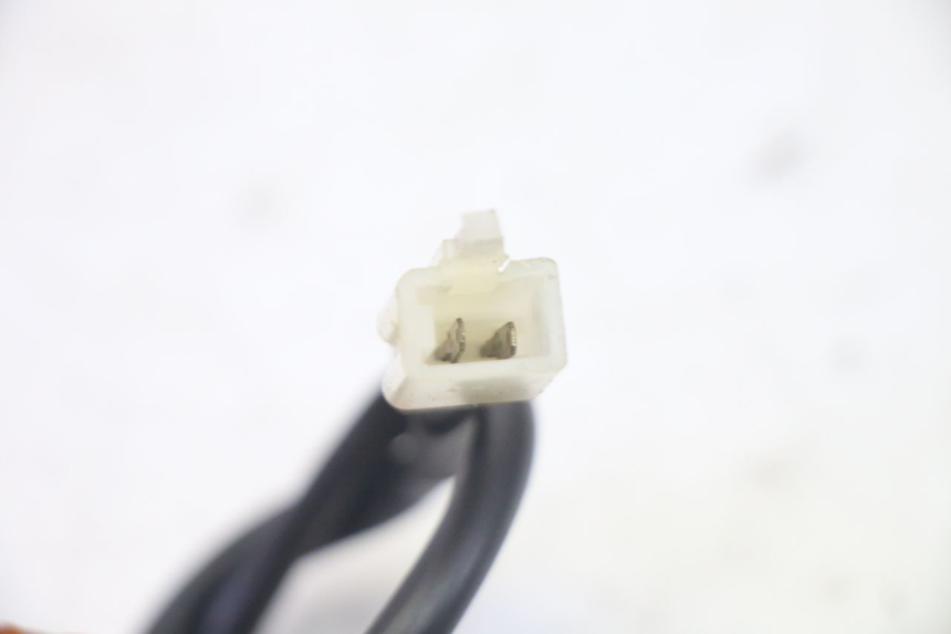 photo de INTERRUTTORE STOP POSTERIORE ADIVA AD3 300 (2014 - 2020) - Primo piano tecnico