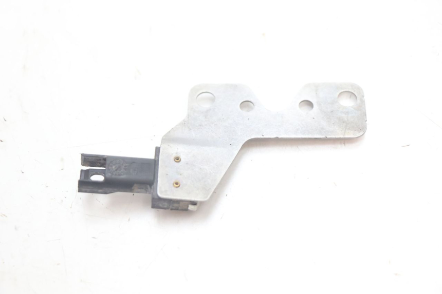 photo de INTERRUTTORE STOP POSTERIORE BMW C SPORT 650 (2015 - 2021) - Altra angolazione