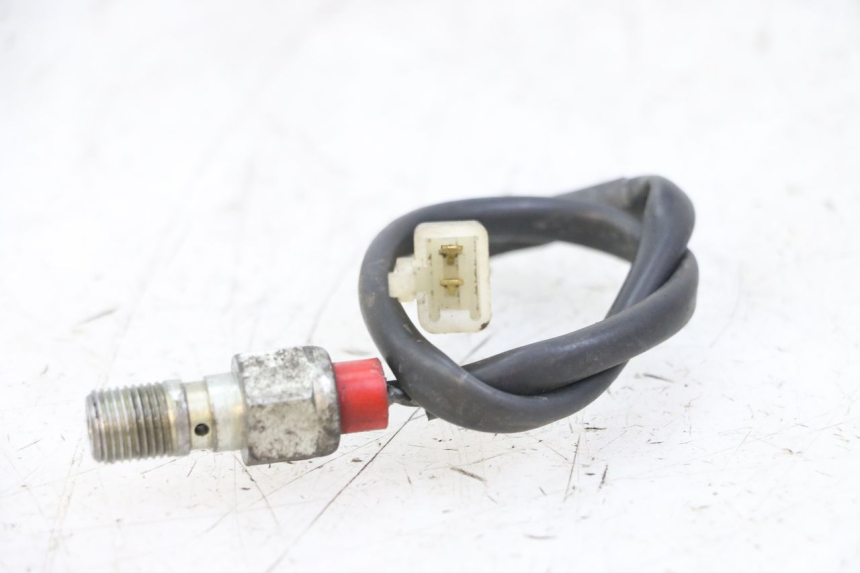 photo de INTERRUTTORE STOP POSTERIORE DERBI SENDA R X-TREME 50 (2006 - 2010) - Dettaglio del componente