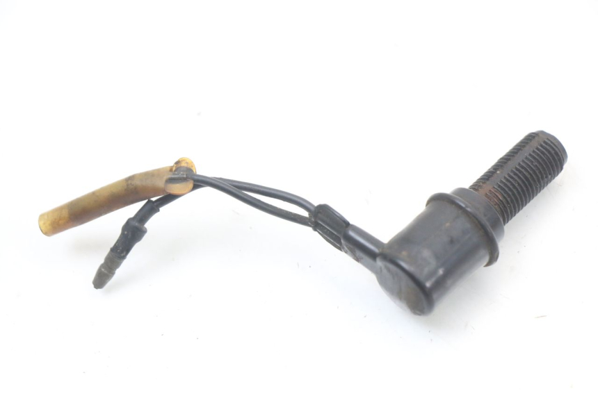 photo de INTERRUTTORE STOP POSTERIORE YAMAHA DTLC 125 (1982 - 1987) - Zoom sullo stato d'uso