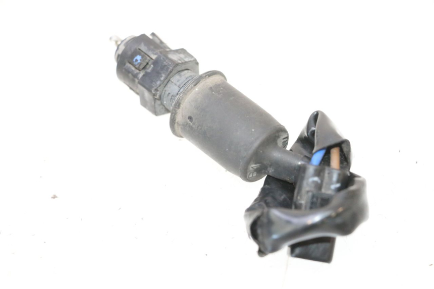 photo de INTERRUTTORE LUCE FRENO POSTERIORE KAWASAKI ER-6 ER6 F ABS 650 (2012 - 2016) - Dettaglio del componente