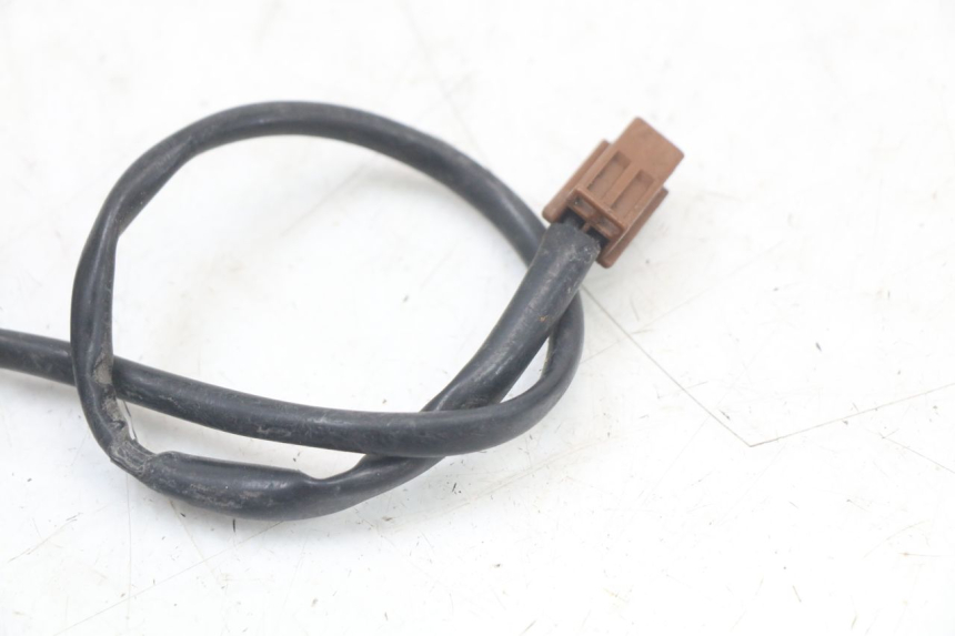 photo de INTERRUTTORE STOP POSTERIORE YAMAHA FJR ABS 1300 (2006 - 2012) - Altra angolazione