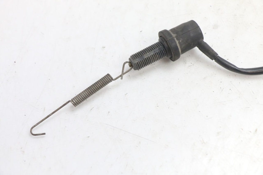 photo de INTERRUTTORE STOP POSTERIORE YAMAHA FJR 1300 (2001 - 2005) - Dettaglio del componente