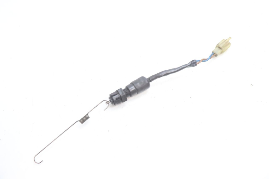 photo de INTERRUTTORE STOP POSTERIORE KAWASAKI GPX F ZX750F 750 (1986 - 1990) - Vista principale