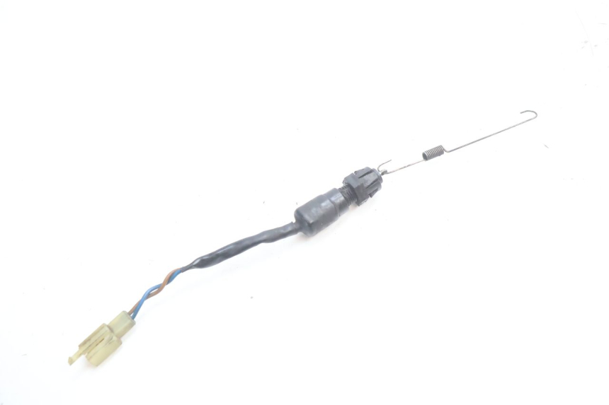 photo de INTERRUTTORE STOP POSTERIORE KAWASAKI GPX F ZX750F 750 (1986 - 1990) - Zoom sullo stato d'uso