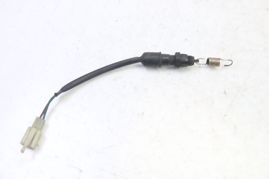 photo de INTERRUTTORE STOP POSTERIORE KYMCO GRAND DINK 125 (2002 - 2007) - Zoom sullo stato d'uso