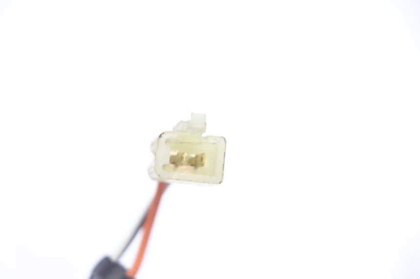 photo de INTERRUTTORE STOP POSTERIORE SUZUKI GSR 600 (2005 - 2012) - Primo piano tecnico