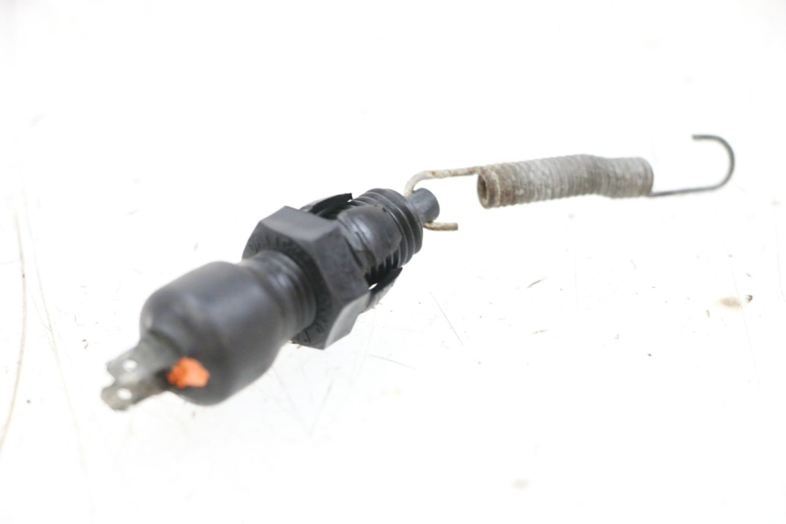 photo de INTERRUTTORE STOP POSTERIORE SUZUKI GSXR GSX-R 1000 (2003 - 2004) - Dettaglio del componente